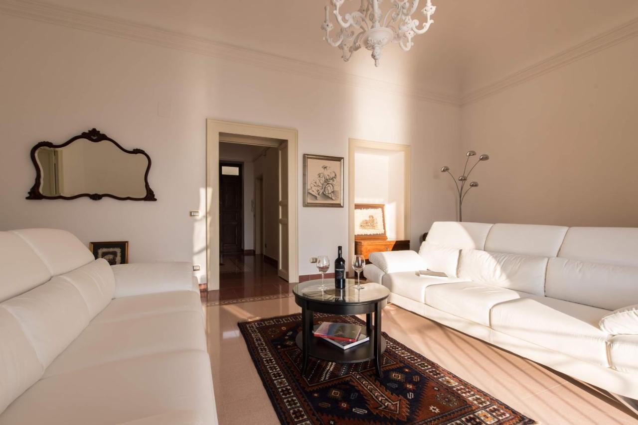 סירקוזה Duomo Seaside Deluxe Apartment By Ortigia Apartments מראה חיצוני תמונה
