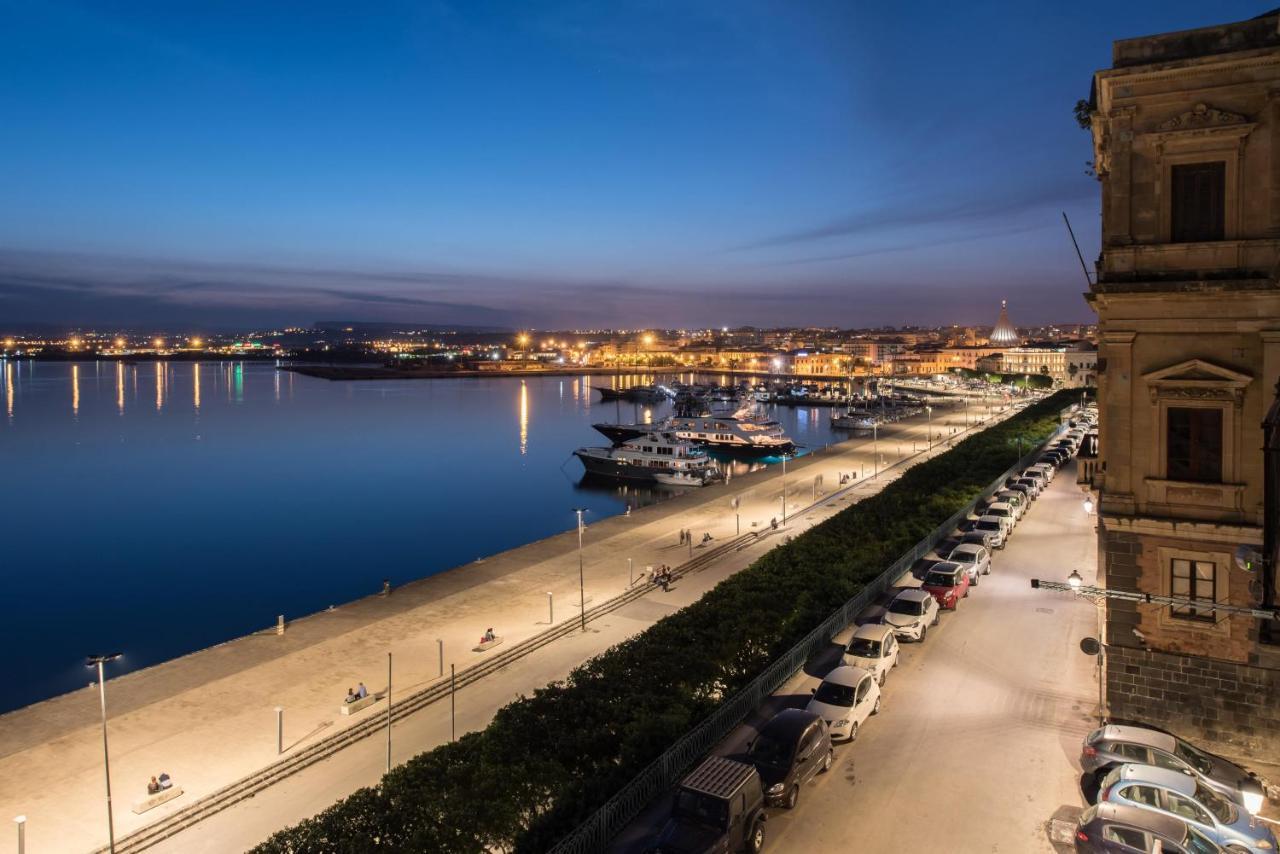 סירקוזה Duomo Seaside Deluxe Apartment By Ortigia Apartments מראה חיצוני תמונה